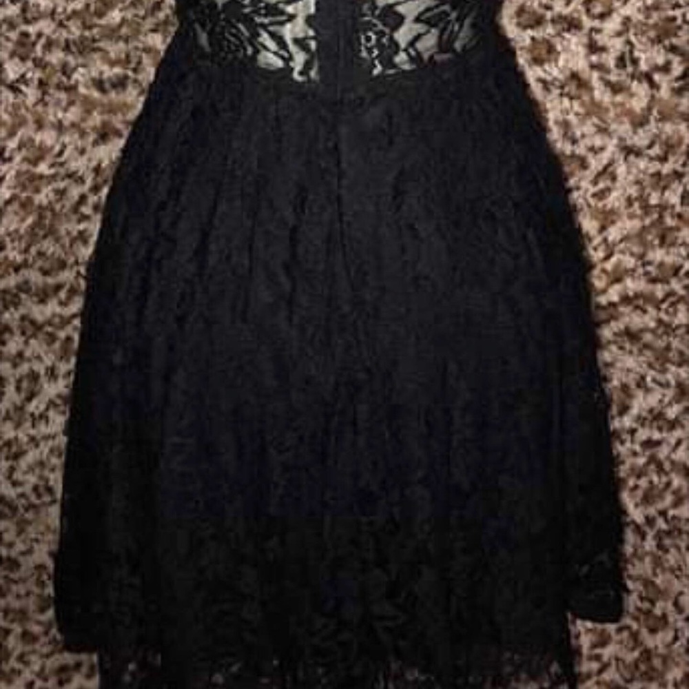 BLACK LACE DRESS - Picture 7 of 7
